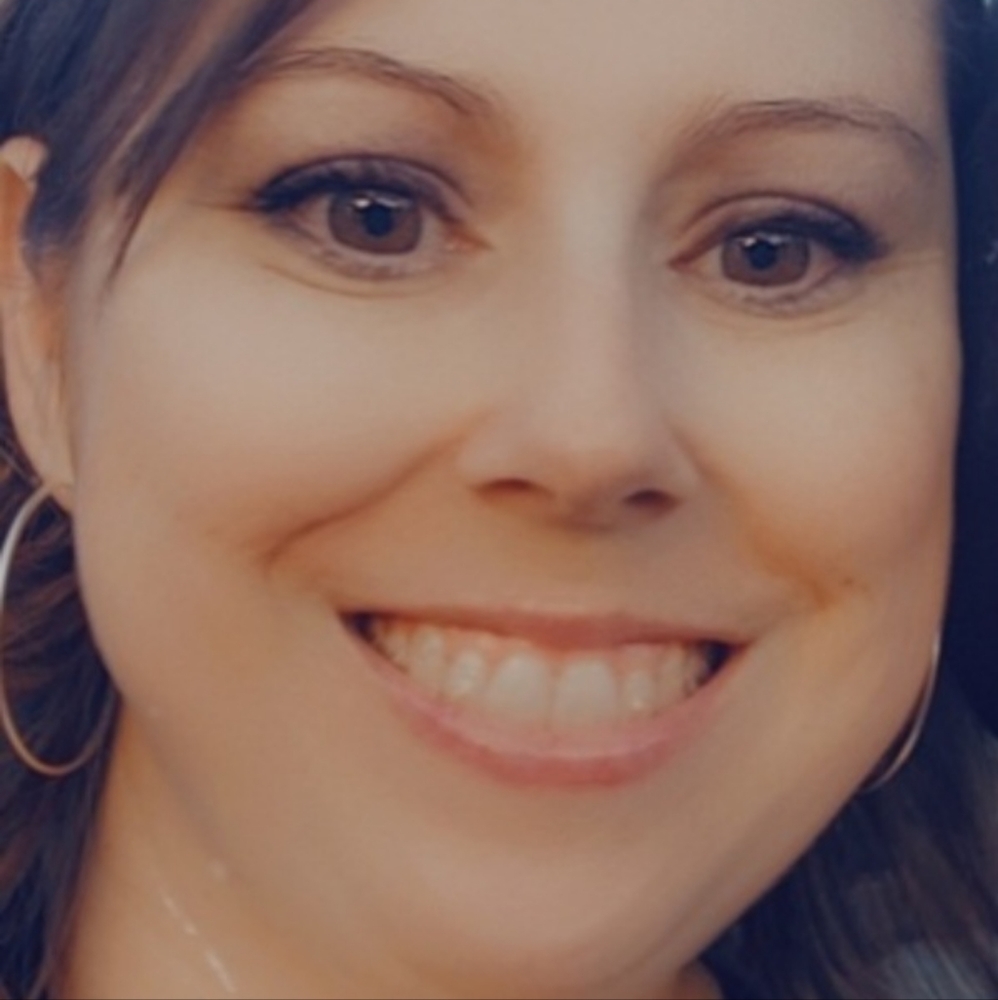 Meet your Posher, Monica
